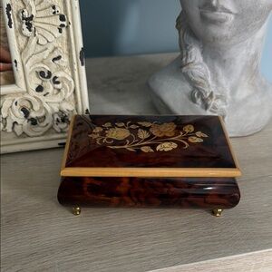 San Francisco Music Box Company Inlay Reuge Music/Jewelry Box - Made in Italy
